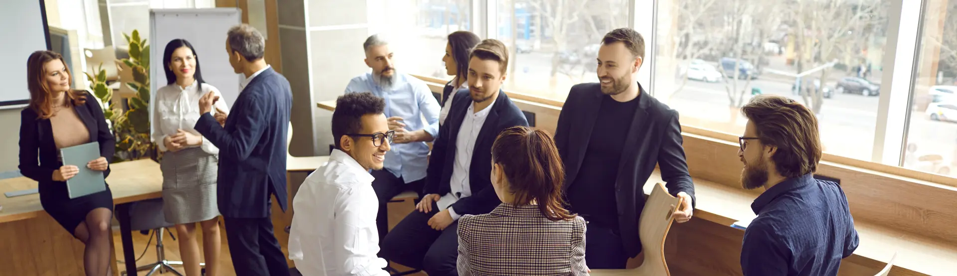 Personen unterhalten sich