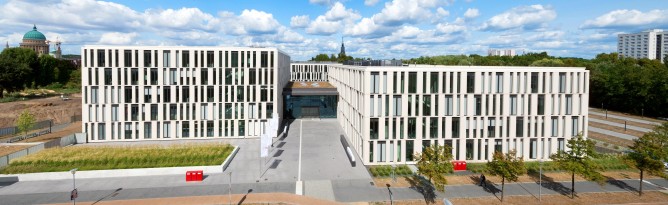 Panoramaansicht der ILB von Süden